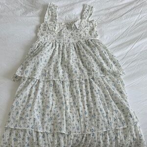 Never worn Midi Tiered Floral Dress - Large